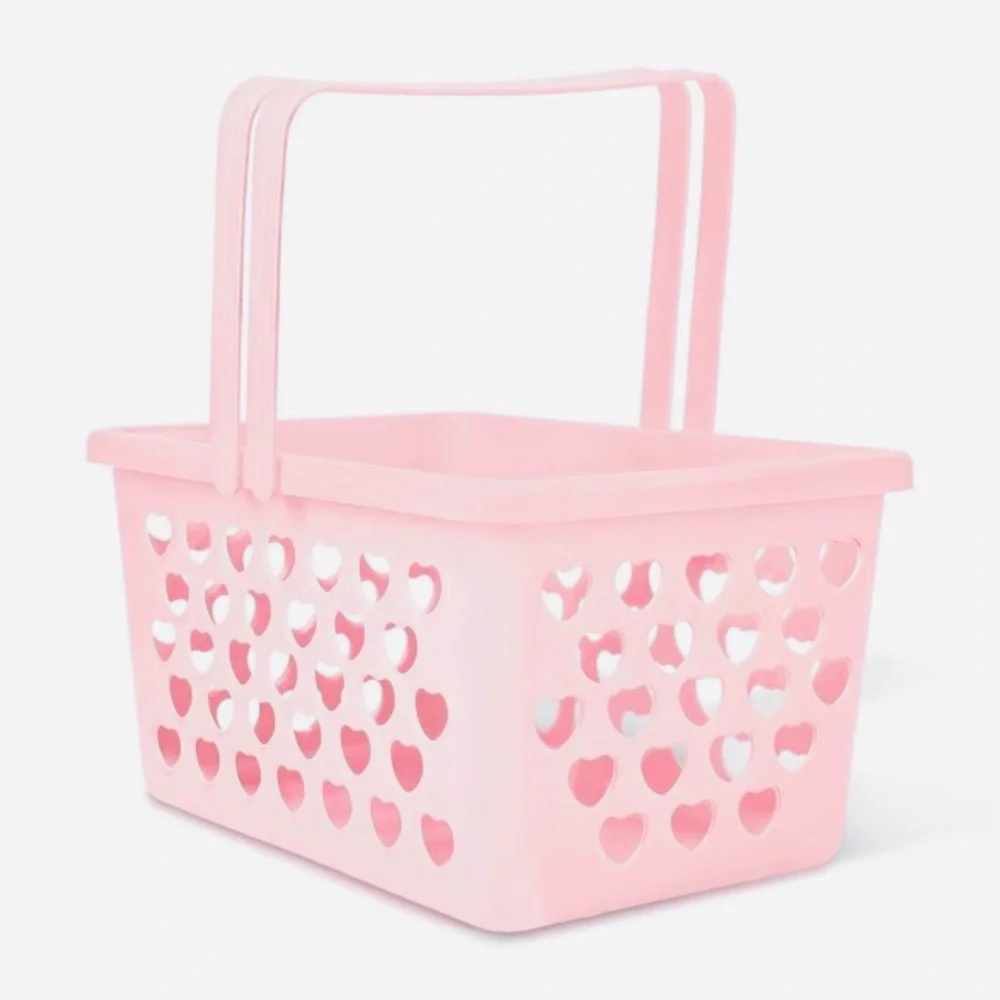 Target Bullseye Playground Valentine’s Day Pink Heart Basket